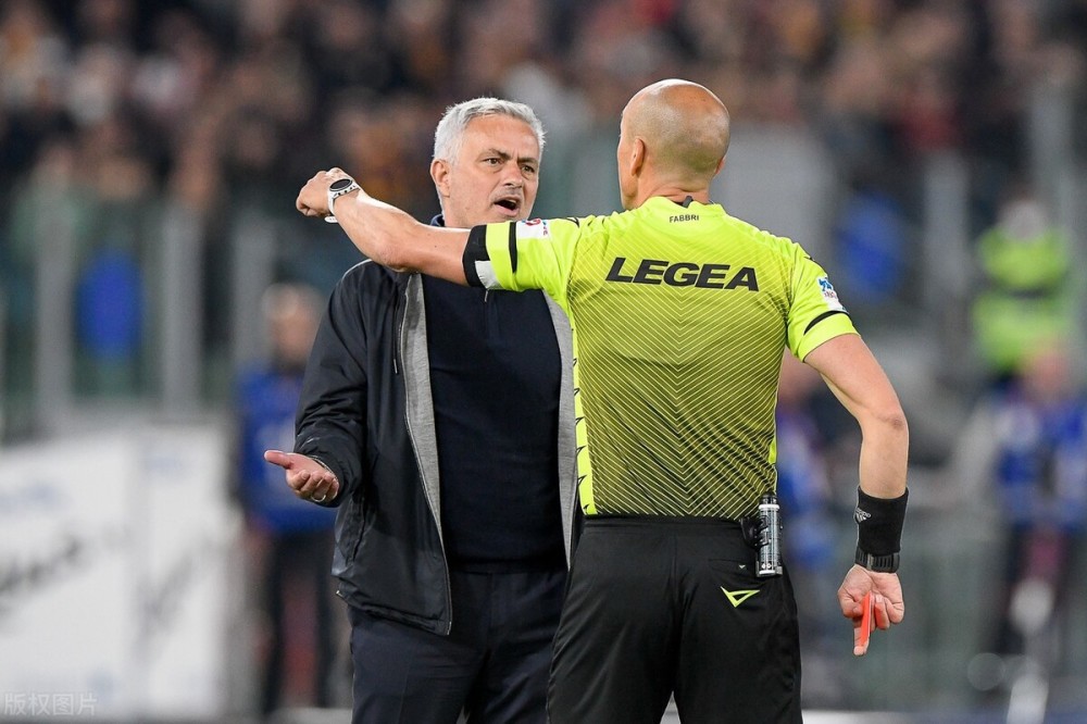 多特蒙德遭遇争议判罚，裁判组回应：执法公正，详细中心比较这是用户.